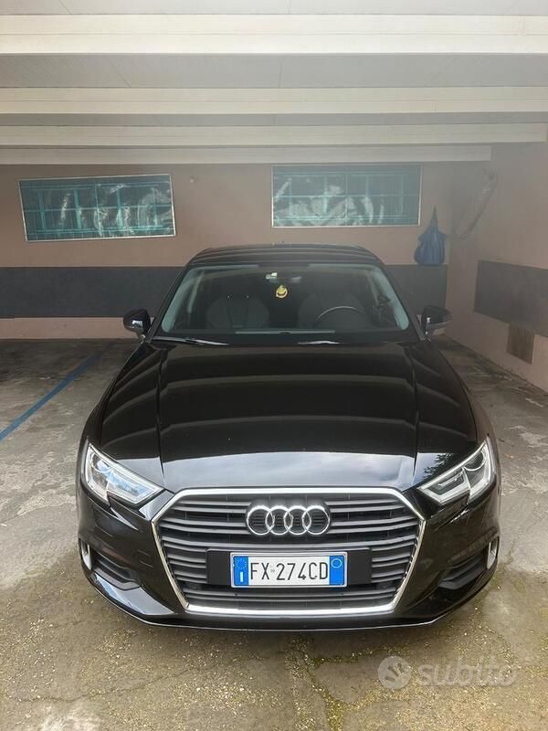 Nero Usata 2016 Audi A3 Sport Tre volumi | 16.500 € (Molto cara) - Immagine 1/4