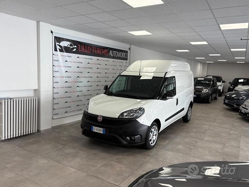 Bianco Usata 2021 Fiat Doblò Lounge Monovolume | 15.900 € (Cara) - Immagine 1/3