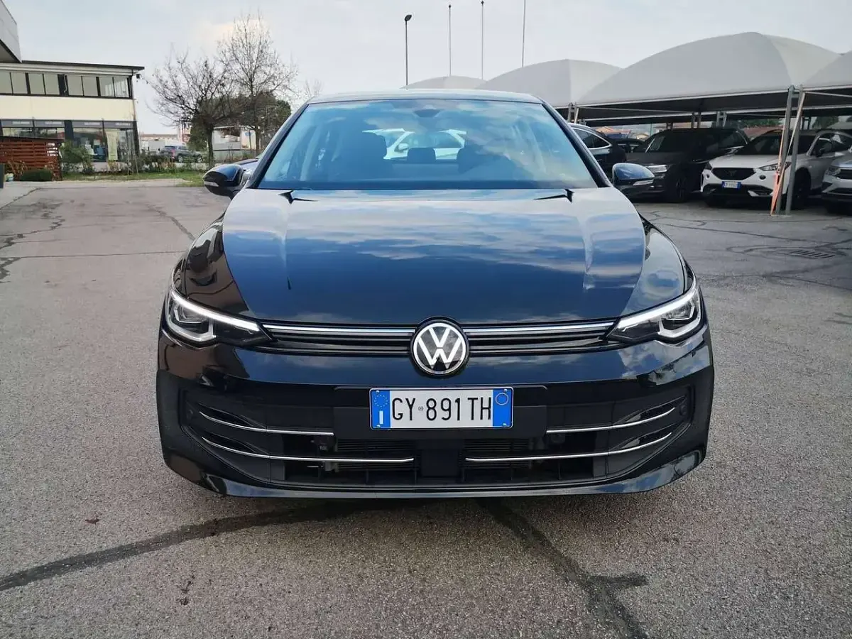 Usata VW Golf VIII Style 150 CV (110 kW) 2025 Nero Berlina