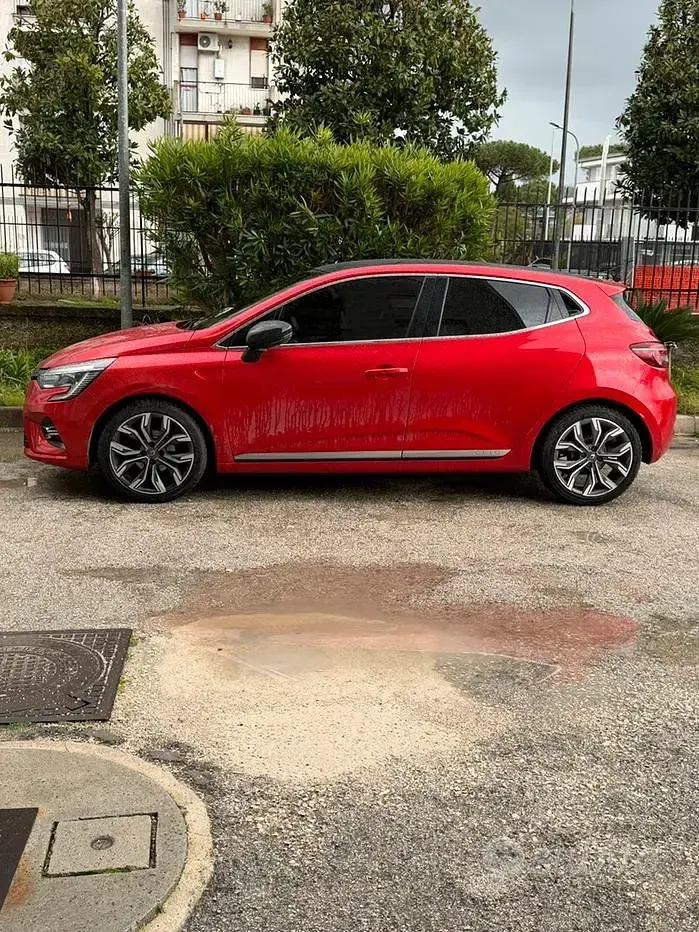 Usata Renault Clio 86 CV (63 kW) 2019 Rosso Utilitaria