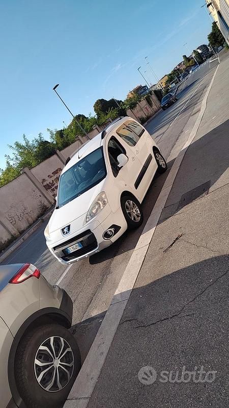 Occasion Peugeot Partner 90 ch (66 kW) 2011 Blanc Monospace