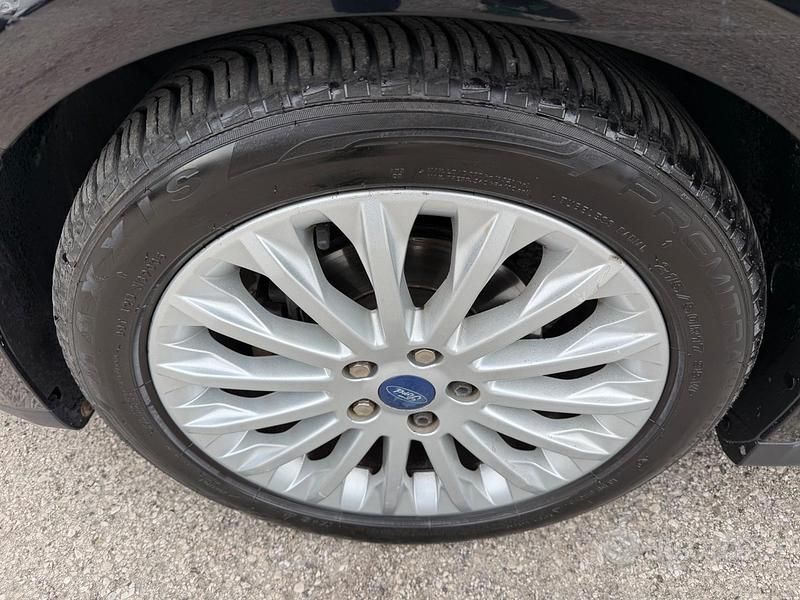 Usata Ford C-MAX Titanium 115 CV (84 kW) 2011 Nero Monovolume