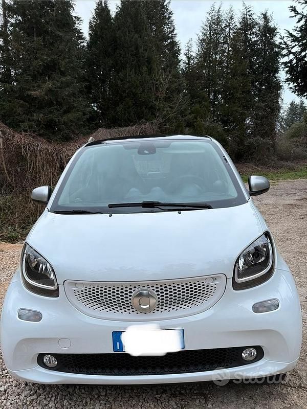 Bianco Usata 2019 Smart ForTwo Coupé Coupé | 13.500 € (Cara) - Immagine 1/4
