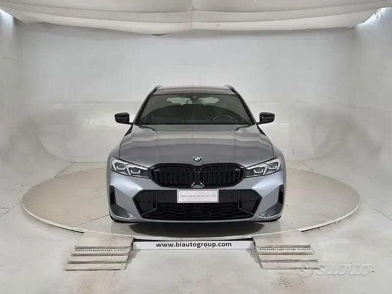 Usata BMW 318 M Sport 150 CV (110 kW) 2023 Grigio Station wagon
