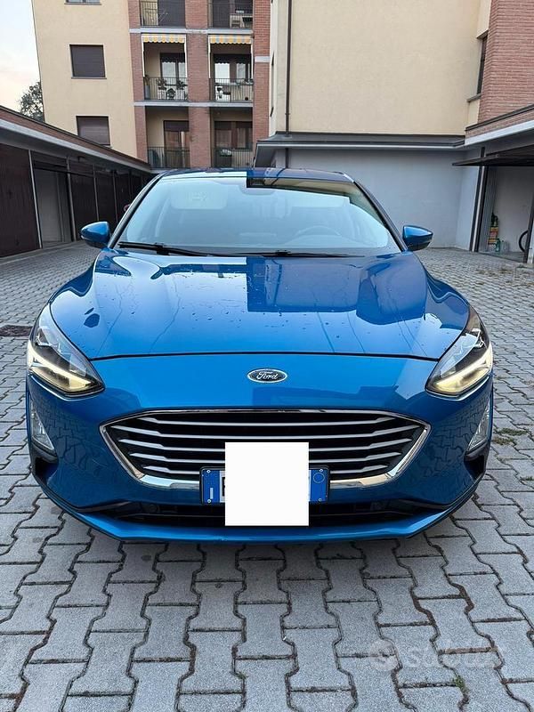 Usata Ford Focus Titanium 120 CV (88 kW) 2019 Blu Berlina