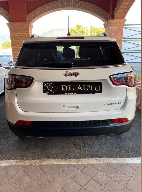 Usata Jeep Compass 120 CV (88 kW) 2019 Bianco SUV