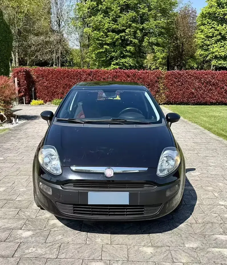 Usata Fiat Punto Evo 77 CV (56 kW) 2012 Nero Utilitaria