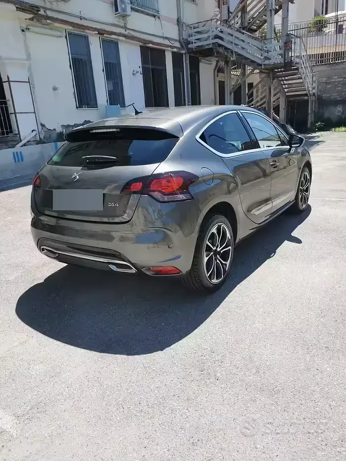 Usata DS Automobiles DS4 120 CV (88 kW) 2015 Berlina