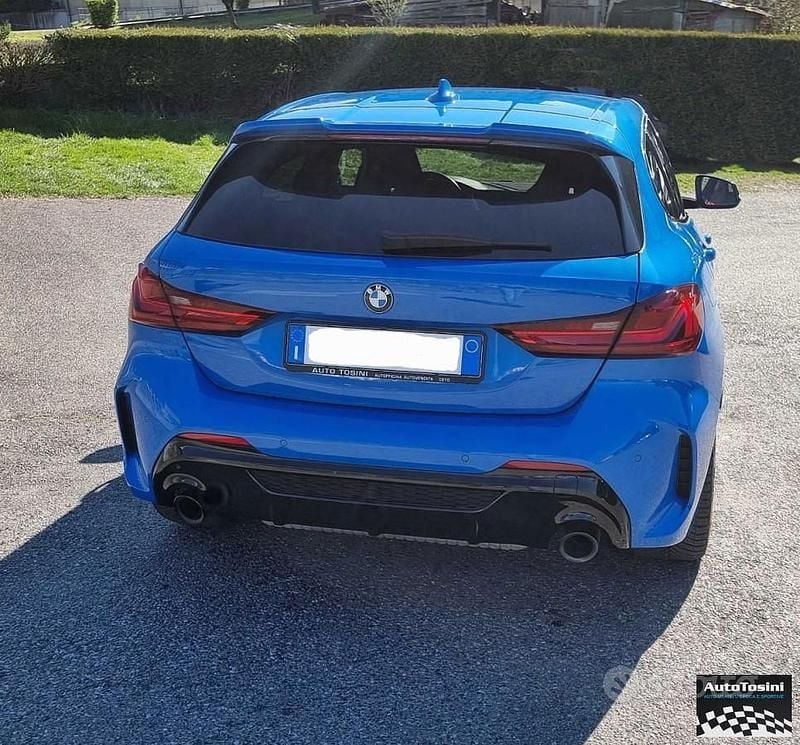 Usata BMW M135 M Performance 305 CV (224 kW) 2021 Blu Utilitaria