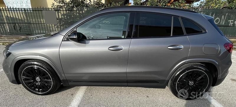 Usata Mercedes GLA200 AMG 150 CV (110 kW) 2023 Grigio SUV