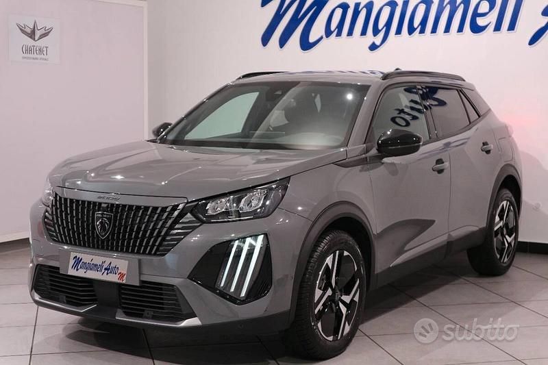 Usata Peugeot 2008 Allure 131 CV (96 kW) 2024 Grigio SUV