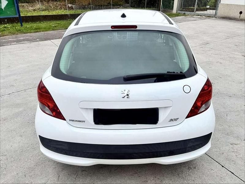 Usata Peugeot 207 90 CV (66 kW) 2010 Berlina