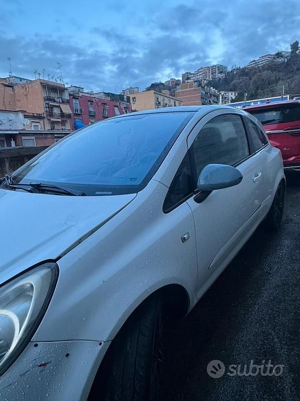 Usata Opel Corsa 2008 Bianco Utilitaria