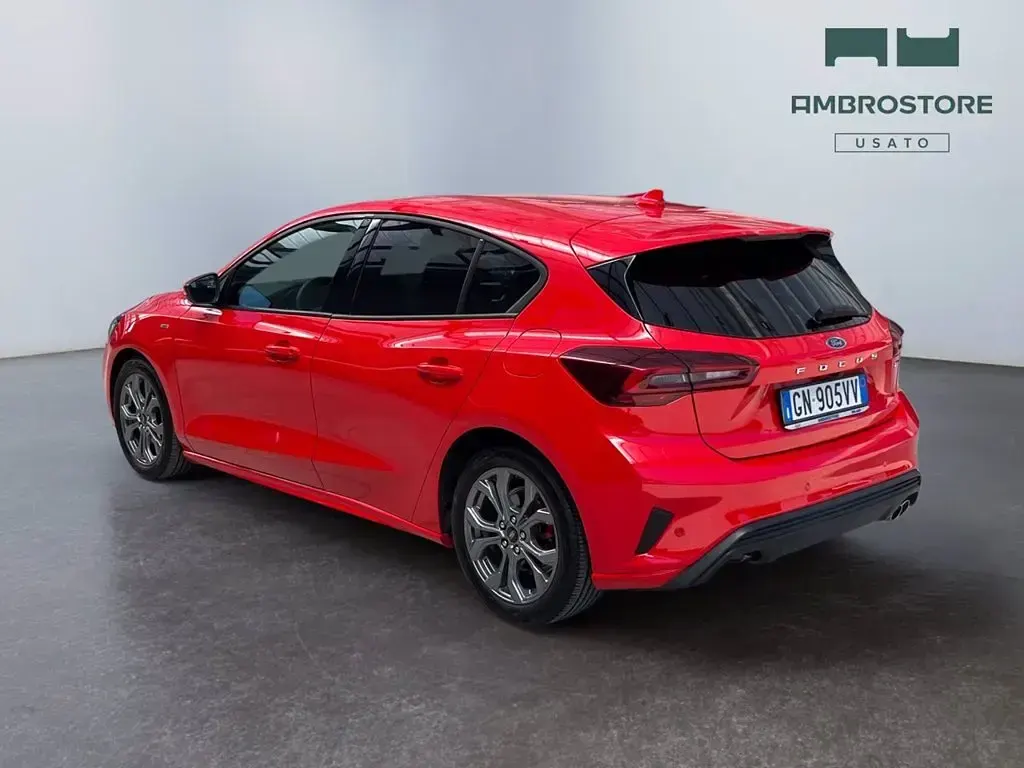 Usata Ford Focus ST-Line 125 CV (91 kW) 2023 Race red Berlina