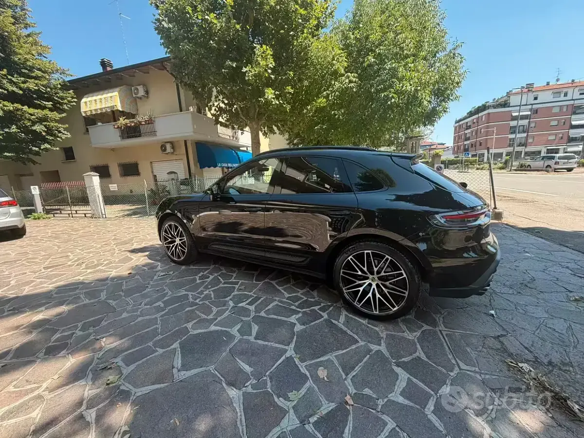 Usata Porsche Macan 265 CV (194 kW) 2022 Nero SUV