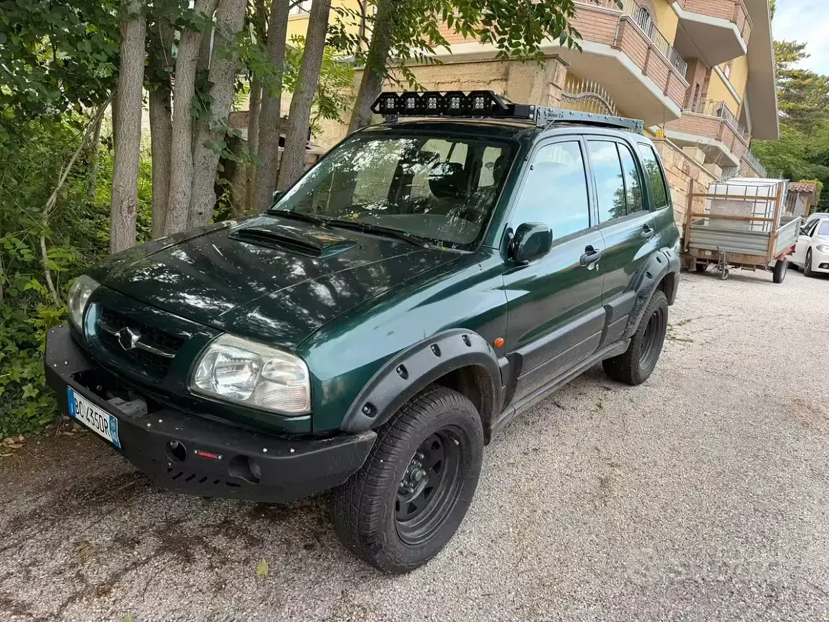 Usata Suzuki Vitara 87 CV (63 kW) 1999 Verde Station wagon