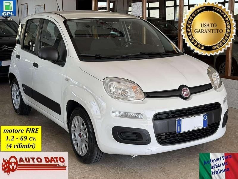 Usata Fiat Panda Easy 69 CV (50 kW) 2017 Rosso passione 078 Utilitaria