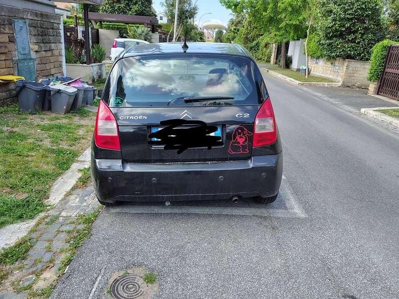Usata Citroën C2 Exclusive 60 CV (44 kW) 2005 Nero Utilitaria