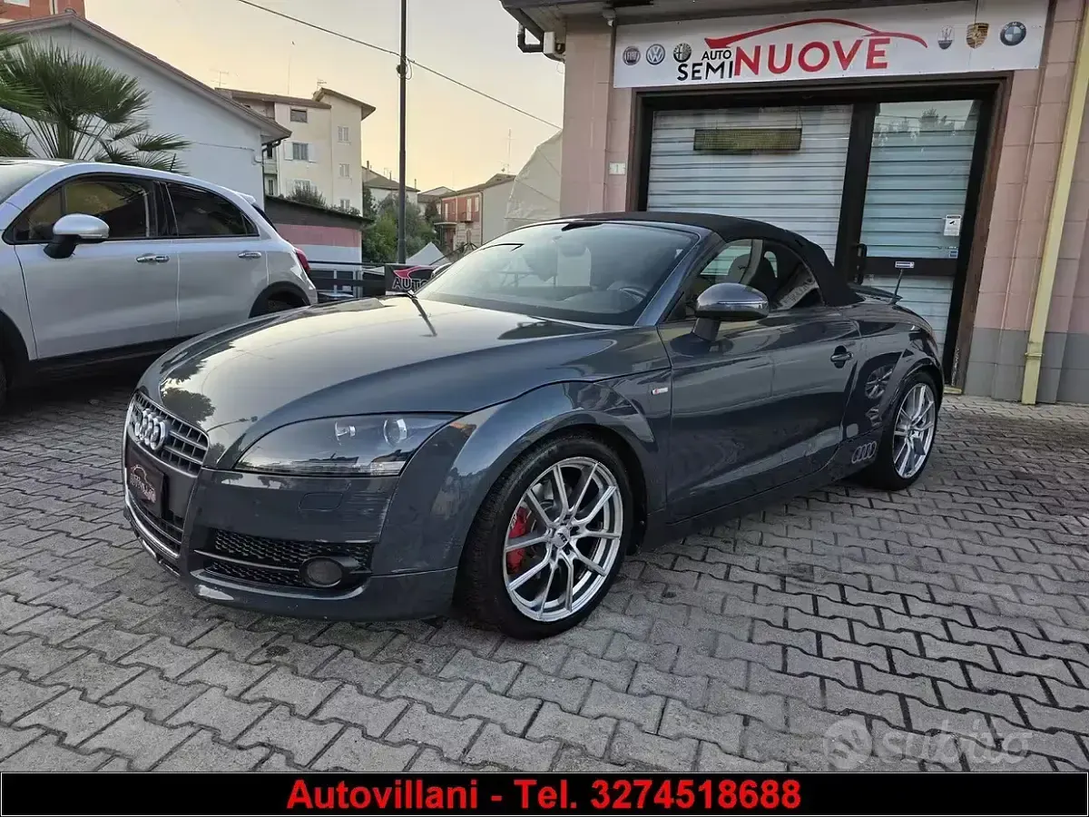 Usata Audi TT Roadster Advanced Plus 170 CV (125 kW) 2013 Grigio Cabrio