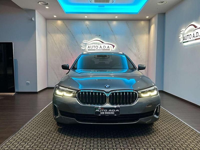 Grigio Usata 2021 BMW 520 Luxury Line Station wagon | 23.500 € (Super prezzo) - Immagine 1/4