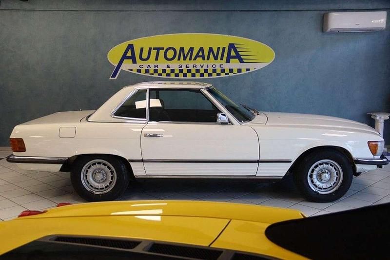 Begagnad Mercedes SL450 220 HK (161 kW) 1973 Vit Halvkombi