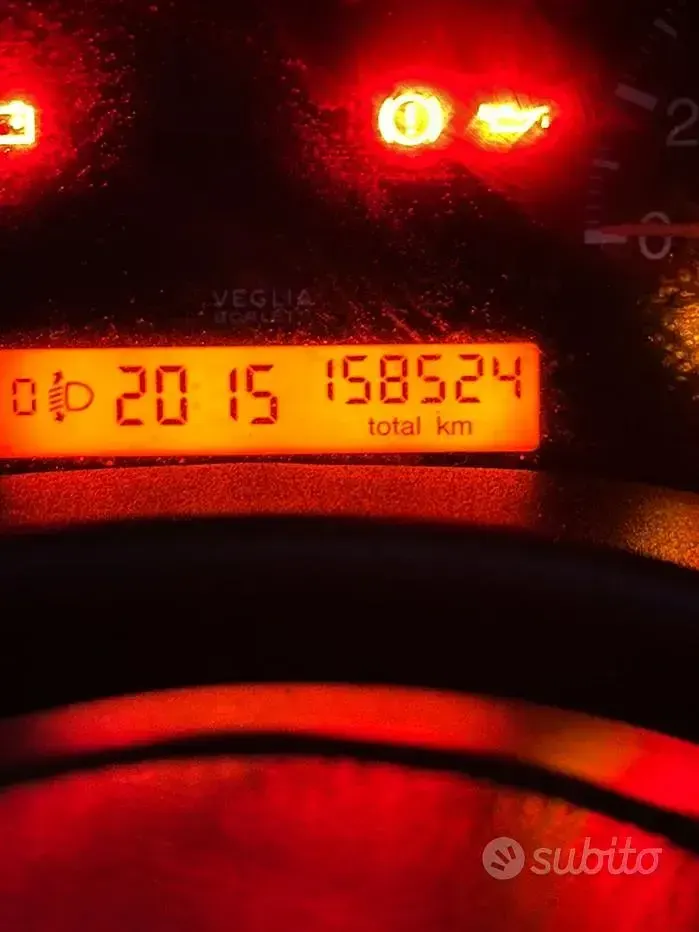 Usata Fiat Punto 80 CV (58 kW) 2003 Grigio Utilitaria