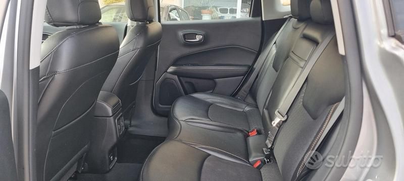 Usata Jeep Compass 140 CV (102 kW) 2019 Grigio SUV