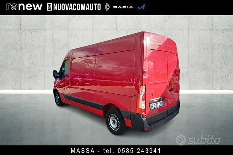 Usata Renault Master 110 CV (80 kW) 2018 Rosso Berlina