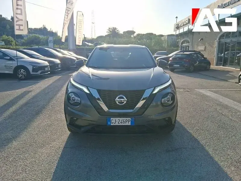 Usata Nissan Juke N-Connecta 114 CV (83 kW) 2022 Grigio SUV