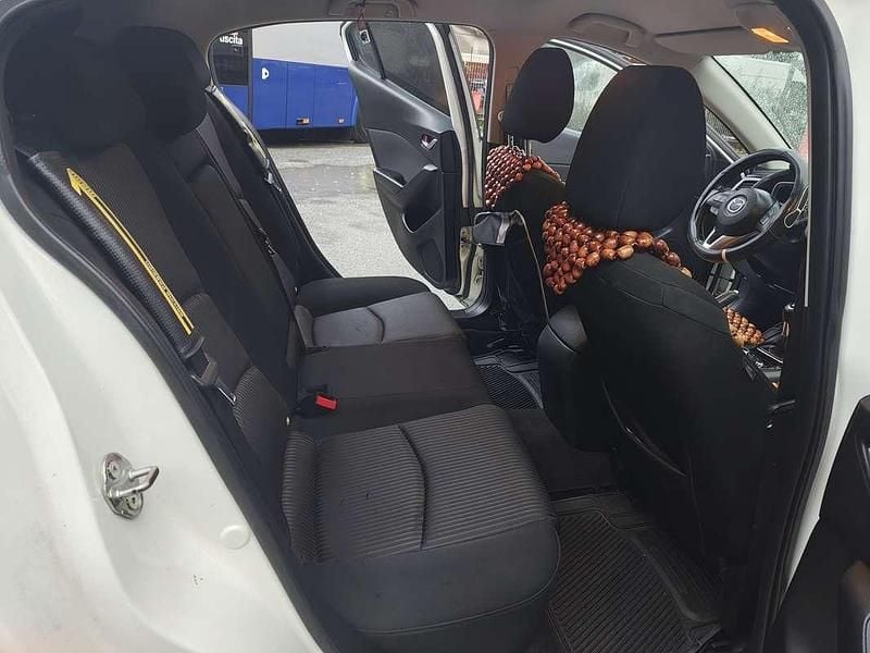 Usata Mazda 3 Exceed 150 CV (110 kW) 2015 Bianco Berlina