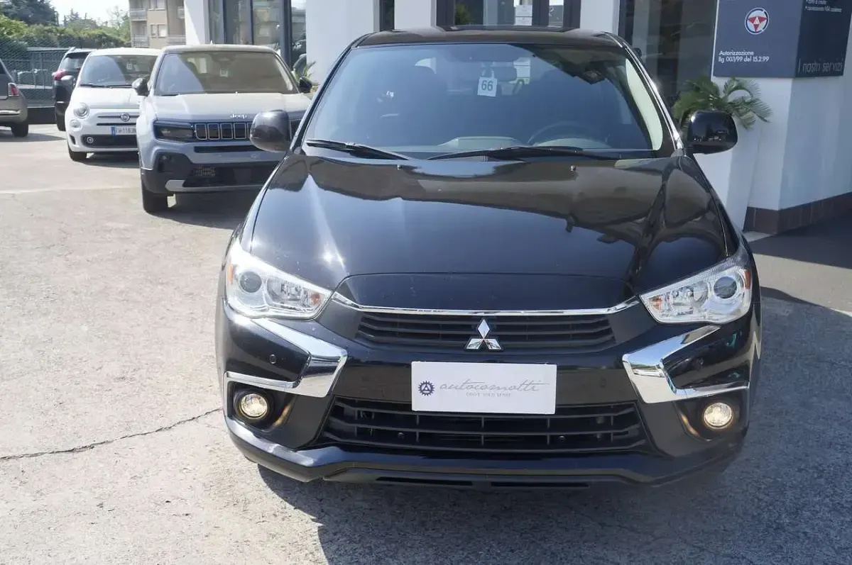 Usata Mitsubishi ASX Invite 114 CV (83 kW) 2017 Other SUV
