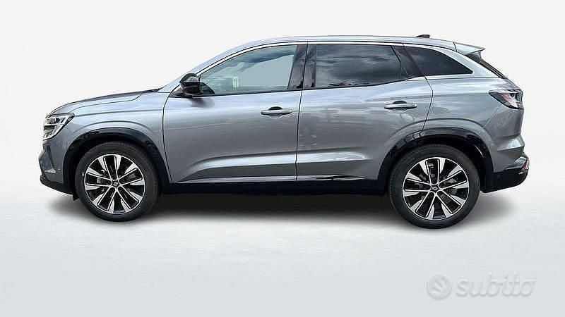 Usata Renault Austral Techno 200 CV (147 kW) 2025 Grigio SUV