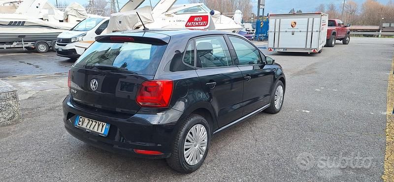 Usata VW Polo Comfortline 75 CV (55 kW) 2014 Nero Berlina