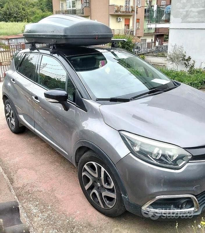 Usata Renault Captur 90 CV (66 kW) 2016 Grigio SUV