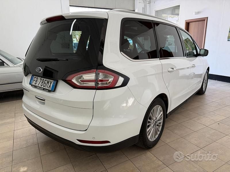 Usata Ford Galaxy Titanium 180 CV (132 kW) 2016 Bianco Monovolume