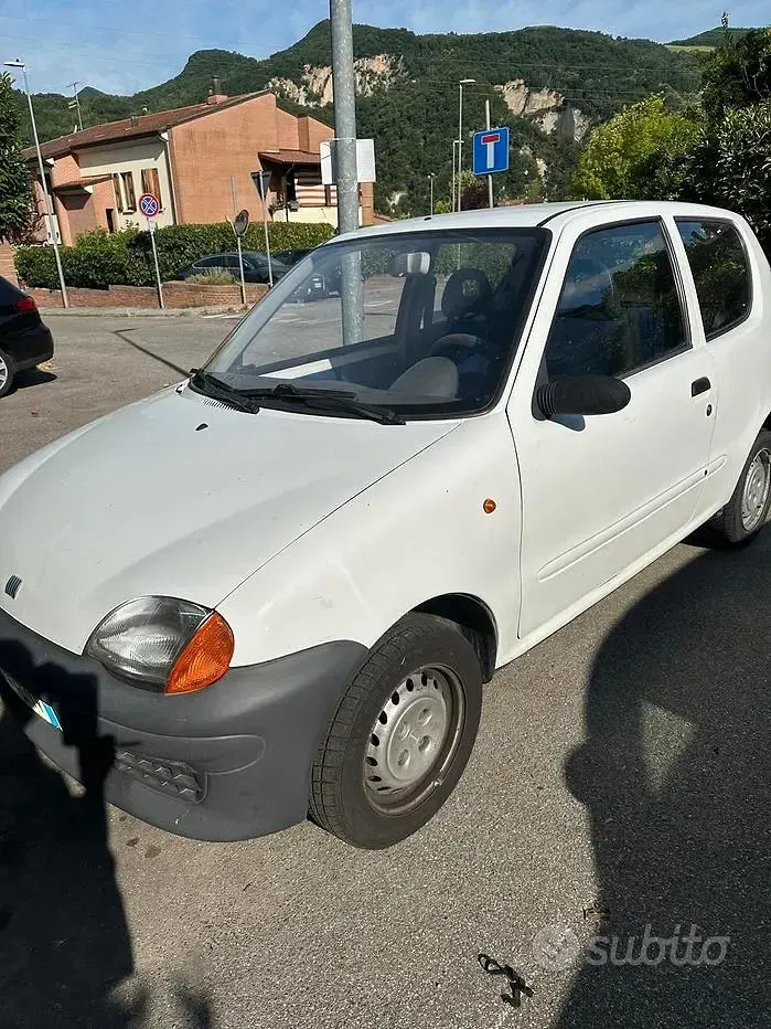 Usata Fiat 600 39 CV (28 kW) 2000 Berlina