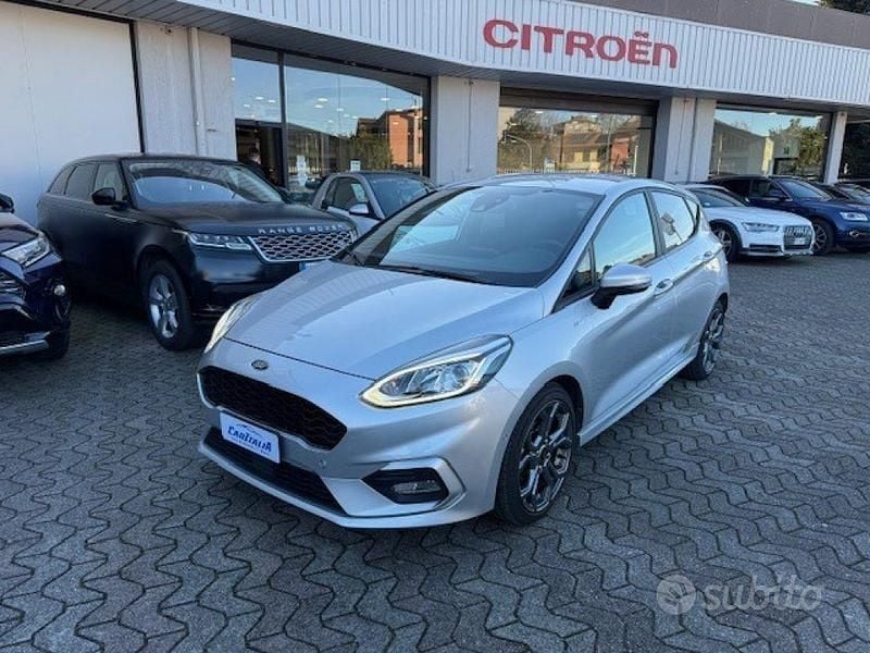 Usata Ford Fiesta ST-Line 95 CV (69 kW) 2020 Grigio Utilitaria