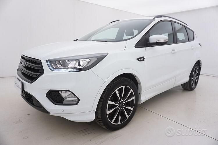 Usata Ford Kuga ST-Line 120 CV (88 kW) 2019 Bianco SUV