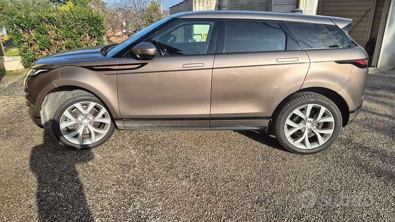 Usata Land Rover Range Rover evoque R-Dynamic 150 CV (110 kW) 2019 SUV