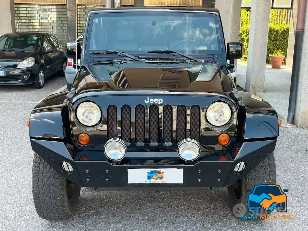 Usata Jeep Wrangler Sport 177 CV (130 kW) 2010 Nero SUV