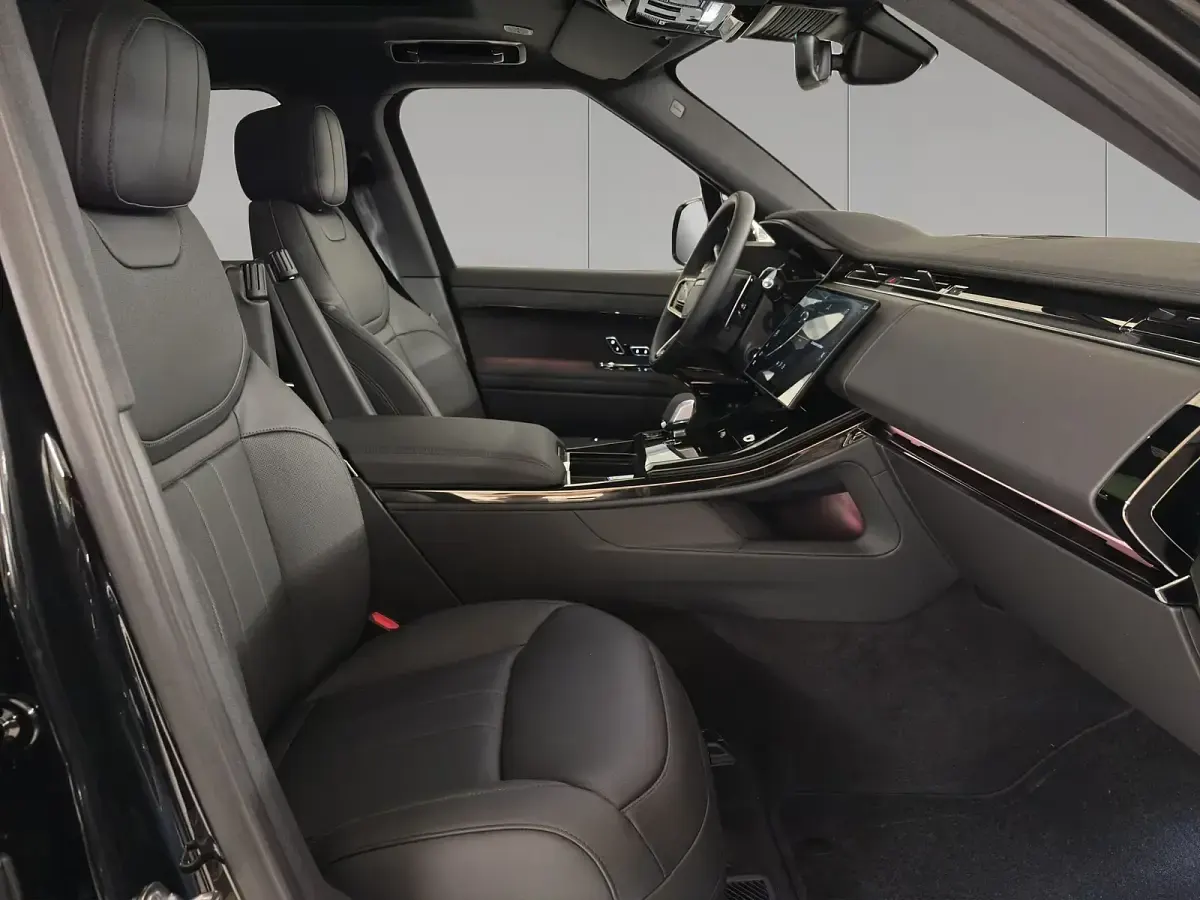 Nuova Land Rover Range Rover Sport SE Dynamic 249 CV (183 kW) 2026 Santorini black SUV