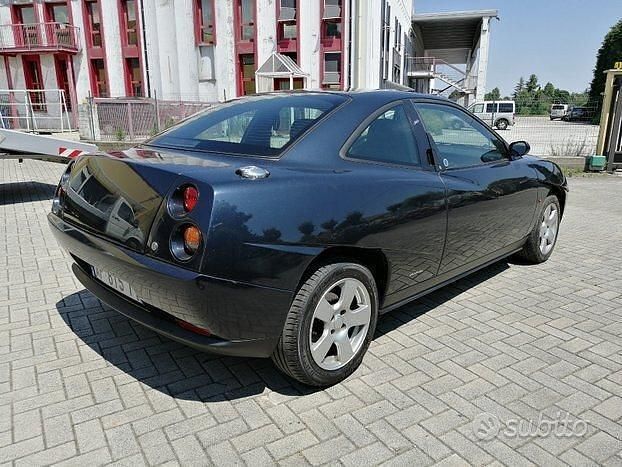 Usata Fiat Coupé 130 CV (95 kW) 1998 Nero Coupé