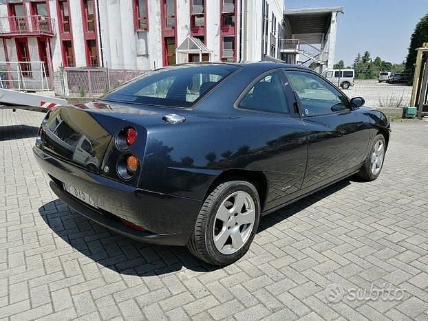 Usata Fiat Coupé 131 CV (96 kW) 1998 Nero Coupé