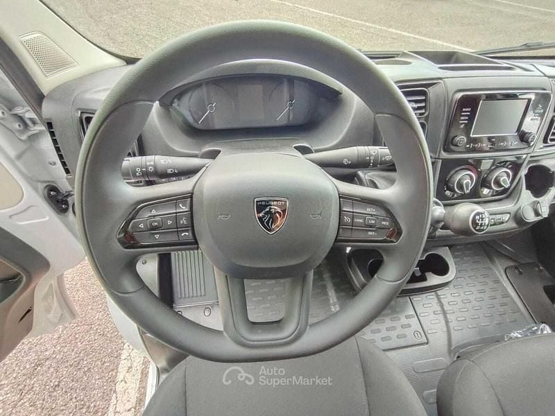 Usata Peugeot Boxer 140 CV (102 kW) 2025 Bianco Furgone