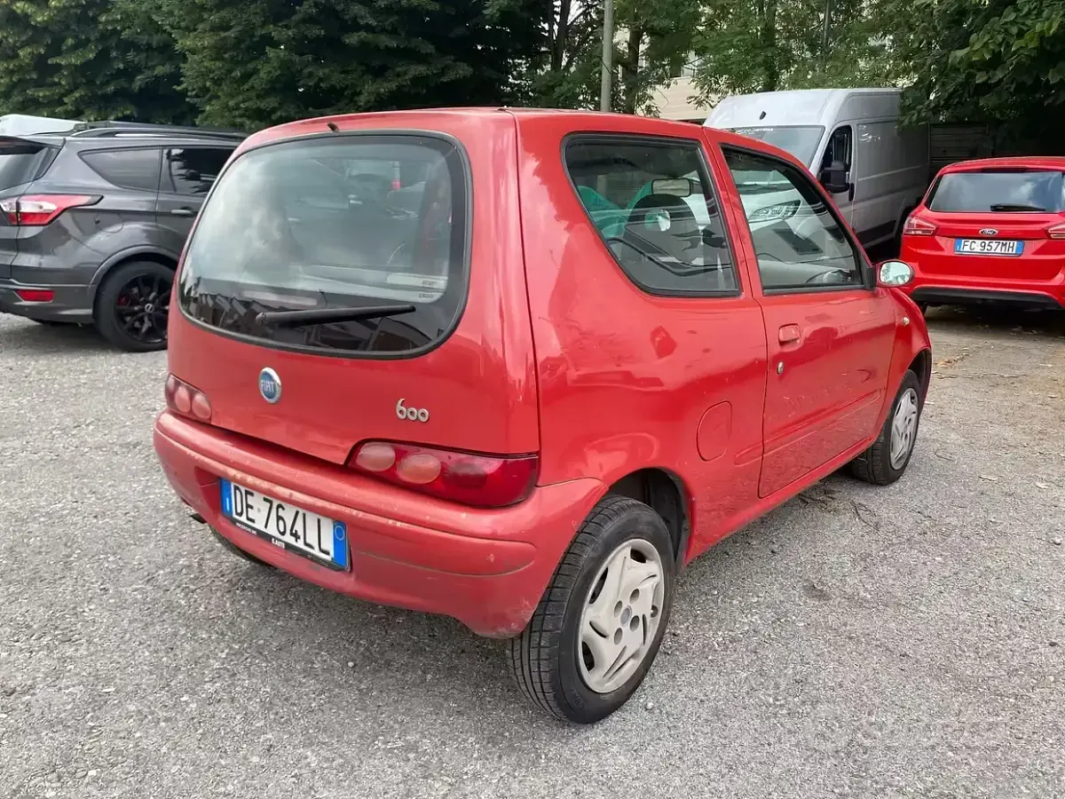 Usata Fiat 600 54 CV (39 kW) 2006 Rosso Utilitaria
