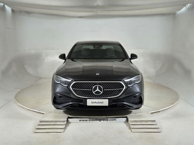 Nouvelle Mercedes E450 AMG Line Premium 367 ch (269 kW) 2026 Gris Berline