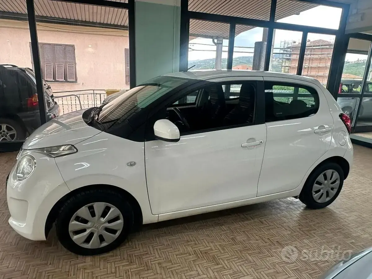 Usata Citroën C1 Live 69 CV (50 kW) 2015 Bianco Utilitaria