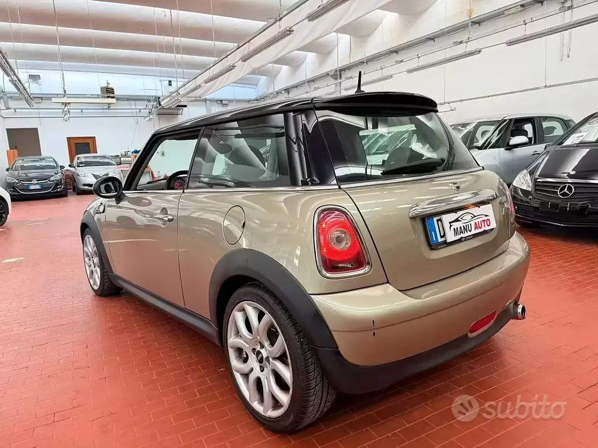 Usata Mini Cooper 109 CV (80 kW) 2007 Grigio Utilitaria