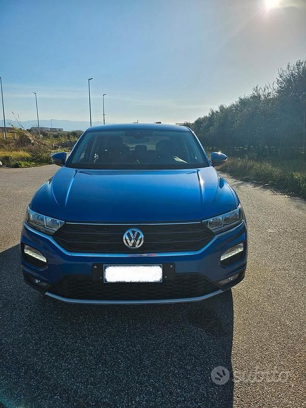 Usata VW T-Roc 2018 Blu SUV
