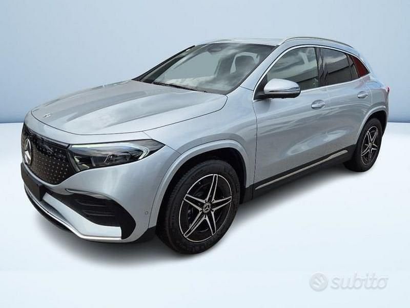 Grigio Nuova 2025 Mercedes EQA300 Advanced SUV | 48.150 € (Buon prezzo) - Immagine 1/4
